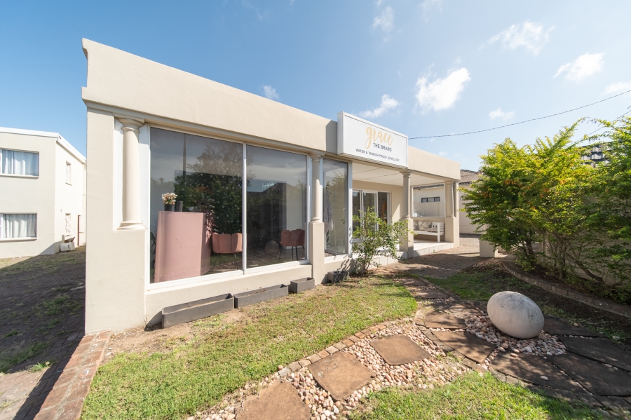 Commercial Property for Sale in Nahoon Eastern Cape